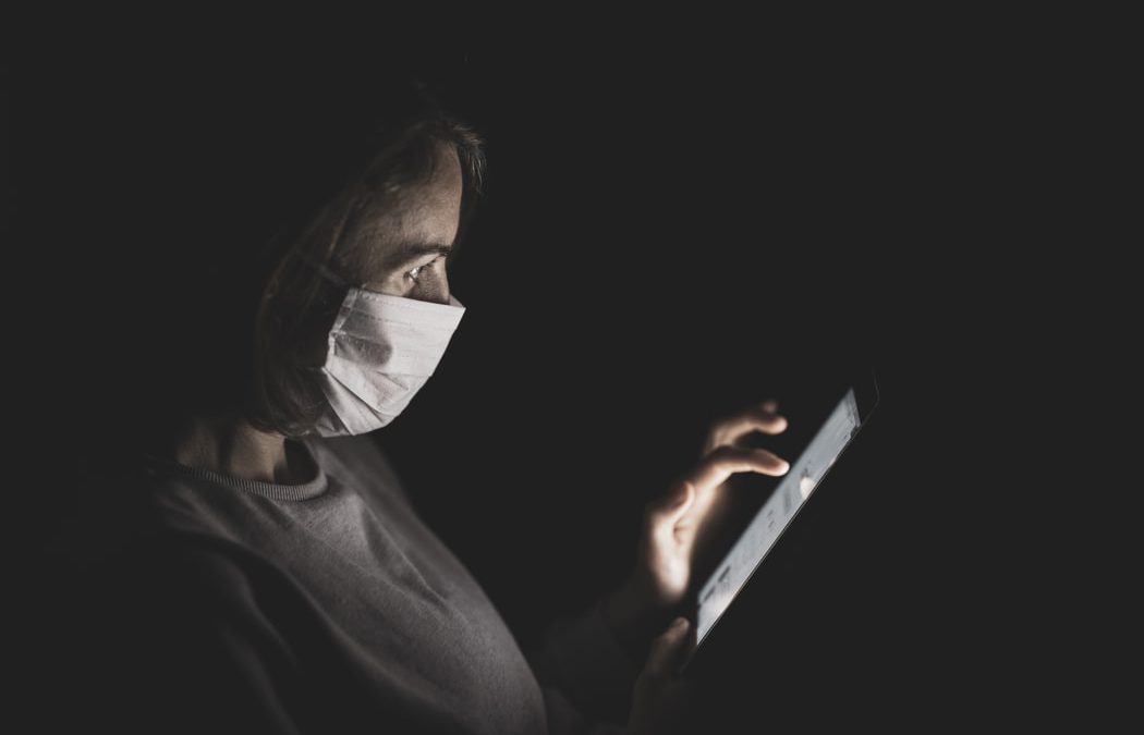 διαΝΕΟσις: Από πού ενημερώνονται οι Έλληνες για την πανδημία του κορωνοϊού;